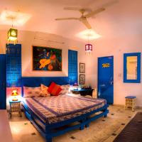 Семейный (Семейный номер Делюкс) семейного отеля The Coral House Homestay, Агра