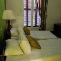 Двухместный (Улучшенный двухместный номер с 1 кроватью) отеля Cairo Golden Plaza Hotel, Каир