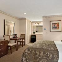 Трехместный (Номер с кроватью размера «king-size») отеля Days Inn by Wyndham San Diego Hotel Circle, Сан-Диего