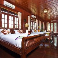 Сьюит (Улучшенный люкс с кроватью размера «king-size») курортного отеля Baan Thai Lanna Pattaya, Чонбури