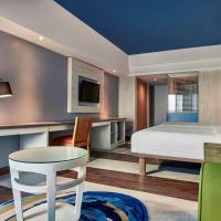 Двухместный (Grand Deluxe Twin Room with Balcony and Sea View) отеля Mercure Convention Center Ancol, Джакарта