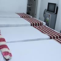 Семейный (Семейный номер Делюкс) отеля Hoang Cuong Hotel, Ханой