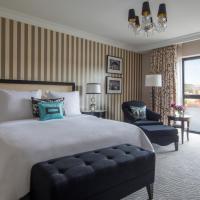 Двухместный (Номер «Премьер» с видом на реку) отеля Four Seasons Hotel Prague, Прага