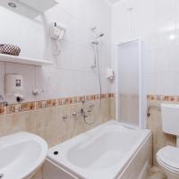 Двухместный (Двухместный номер Делюкс с 1 кроватью и дополнительной кроватью) отеля Hotel Montenegrino, Тиват
