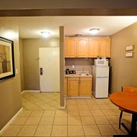 Сьюит (Люкс с патио - Возможно размещение с домашними животными) отеля Ocean Villa Inn, Сан-Диего