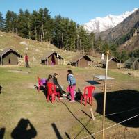 Номер (Quad Sharing Tent) кемпинга Kheer Ganga Trekking camps, Касоль