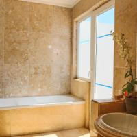 Двухместный (Двухместный номер Делюкс с 1 кроватью и видом на море) отеля Boa Vista Hotel & Spa - Adults Only, Албуфейра