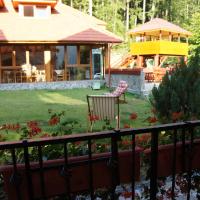 Двухместный (Двухместный номер с 2 отдельными кроватями и балконом с видом на лес) отеля Hotel Cumpatu, Синая