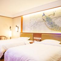 Двухместный (Chinese Mainland Citizen Only-Vintage Twin Room - No Window) отеля Qian Men Inn, Пекин