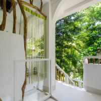 Сьюит (Полулюкс с видом на сад) отеля Cocoloco Beach Resort, Боракай