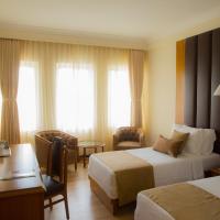 Двухместный (Premier Double or Twin Room - 20% discount on F&B) отеля The Peerless Inn, Калькутта