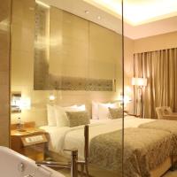 Двухместный (Luxury Twin Room,20% discount on food & Soft Beverages) отеля Taj City Centre Gurugram, Гургаон