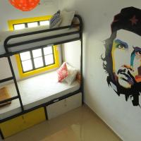 Номер (Кровать в общем 4-местном номере для мужчин и женщин) хостела HosteLaVie - Varanasi, Варанаси