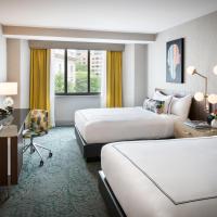 Четырехместный (Two Queen Beds City View - Accessible Tub) отеля The Darcy Hotel, Washington DC, Вашингтон