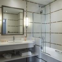 Двухместный (Представительский номер «Вандом») отеля Hôtel Mansart - Esprit de France, Париж