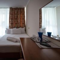 Одноместный (Одноместный номер - 1 этаж без террасы) отеля Hotel Bavaria Blu, Мамая