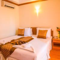 Одноместный (Улучшенный двухместный номер с 1 кроватью или 2 отдельными кроватями) отеля Chomsin Hua Hin Hotel, Хуахин