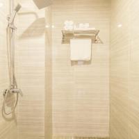 Четырехместный (Четырехместный номер Делюкс) отеля Trang Ngan Hotel, Дананг