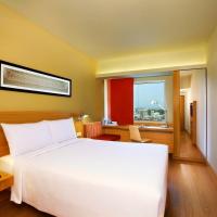 Двухместный (Sweet Bed By Ibis Room -10Pct Off On Food) отеля ibis Chennai OMR- An AccorHotels Brand, Ченнаи