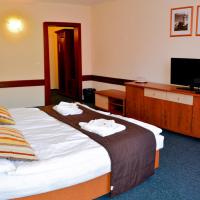 Двухместный (Двухместный номер с 1 кроватью и балконом) отеля Garni Hotel Tatramonti, Попрад