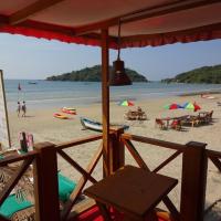 Номер (Семейный коттедж, вид на море) гостевого дома Brendon The Cool Place, Палолем