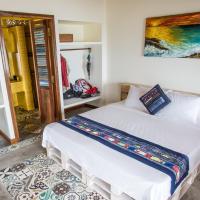 Двухместный (Двухместный номер Делюкс с 2 отдельными кроватями) хостела Vietnam Backpacker Hostels - Ninhvana, Нячанг