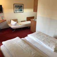 Четырехместный (2 двухместных смежных номера) апарт-отеля Central Hotel-Apart München, Мюнхен