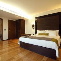 Двухместный (Улучшенный номер) отеля Svenska Design Hotel, Мумбай