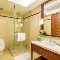 Сьюит (Люкс с 1 спальней и пакетом велнес-услуг) апарт-отеля Column Bangkok, Бангкок