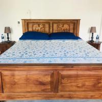 Двухместный (Двухместный номер Делюкс с 1 кроватью и балконом, вид на море) отеля Maison D'hotes Sanda Beach, Мирисса