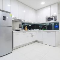 Апартаменты (Two-Bedroom Apartment (Netflix + 100Mbps)) апартаментов Summer Suites KLCC Apartments, Куала-Лумпур