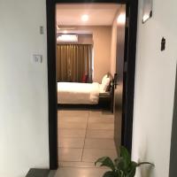 Четырехместный (Номер Делюкс с 2 кроватями размера «queen-size») курортного отеля The Rivasa Hotel, Калангут