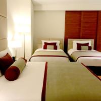 Четырехместный (Четырехместный номер) отеля Oryx Airport Hotel -Transit Only, Доха