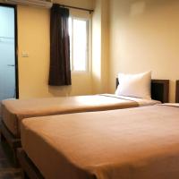 Двухместный (Стандартный двухместный номер с 2 отдельными кроватями) семейного отеля Sam Sen Sam Place, Бангкок