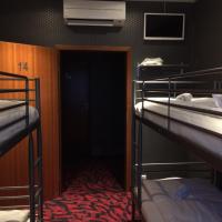 Четырехместный (Четырехместный номер с общей ванной комнатой) хостела Loft Car Factory, Варшава