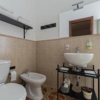 Четырехместный (Два смежных номера с балконом) отеля Catania Inn B&B, Катания