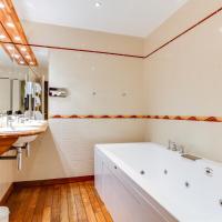 Апартаменты (Апартаменты без вида на море (для 5 взрослых)) отеля Hotel Kyriad Saint Malo Centre Plage, Сен-Мало