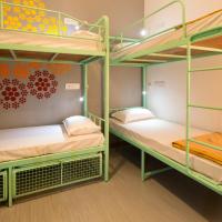 Номер (Кровать в общем 6-местном номере для мужчин и женщин) хостела Hostel Mantra, Мумбай