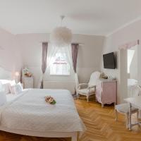 Двухместный (Стандартный номер с кроватью размера "queen-size") гостевого дома Auróra Vendégház, Хевиз