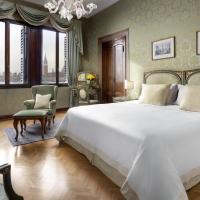 Двухместный (Номер Делюкс с видом на лагуну) отеля Hotel Danieli, a Luxury Collection Hotel, Венеция