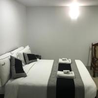 Двухместный (Номер Делюкс с кроватью размера «queen-size») отеля Impala City Hotel and Hostel Kandy 50, Канди