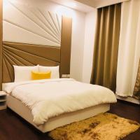 Двухместный (Двухместный номер Делюкс с 1 кроватью) отеля Vivid Boutique Hotel, Гургаон