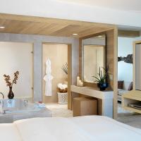 Семейный (Люкс с кроватью размера «king-size») отеля Huntley Santa Monica Beach, Лос-Анджелес