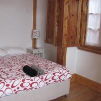 Двухместный (Двухместный номер с 1 кроватью и общей ванной комнатой) хостела This Is Lisbon Hostel, Лиссабон