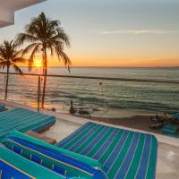 Сьюит (Люкс с 3 спальнями с собственным бассейном) апарт-отеля Vallarta Shores Beach Hotel, Пуэрто-Вальярта