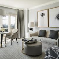 Сьюит (Люкс «Голливуд» с кроватью размера «king-size») отеля Four Seasons Hotel Los Angeles at Beverly Hills, Лос-Анджелес