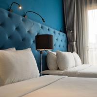 Сьюит (Семейный люкс с балконом и видом на город) отеля Hanoi Morgans Hotel, Ханой