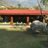 Апартаменты (Apartment with Garden View(Avail 20% off on Buffet Meal)) апартаментов Aloha (Studio Apartment)by blissful Ganges, Ришикеш