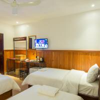 Трехместный (Triple Room - Complimentary Pick Up) хостела Bokre Angkor Hostel, Сием Рип