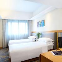 Двухместный (Deluxe Room - Flexible Stay with Breakfast Package) отеля The Cityview, Гонконг (город)